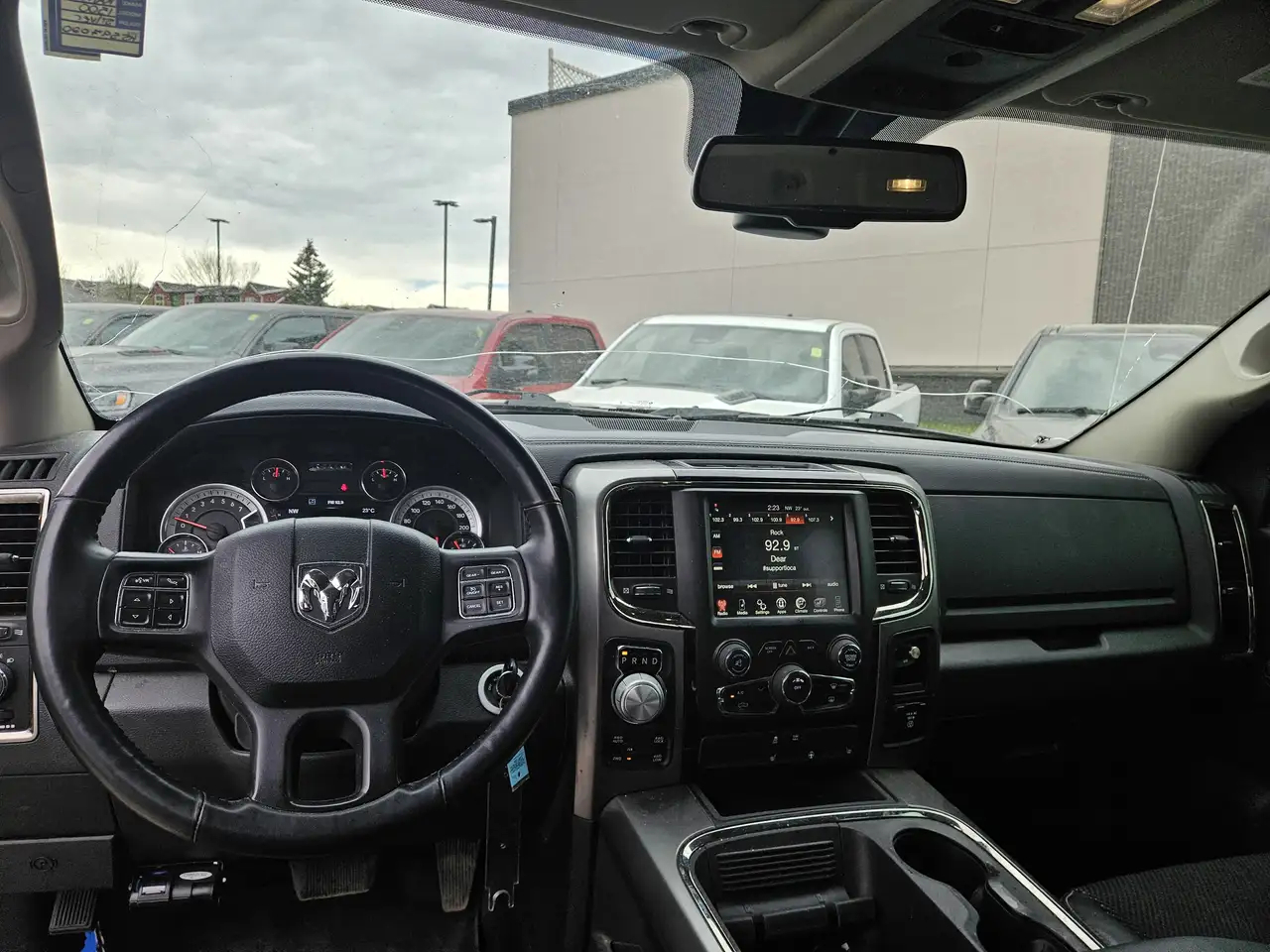 RAM 1500 снимка RAM 1500
