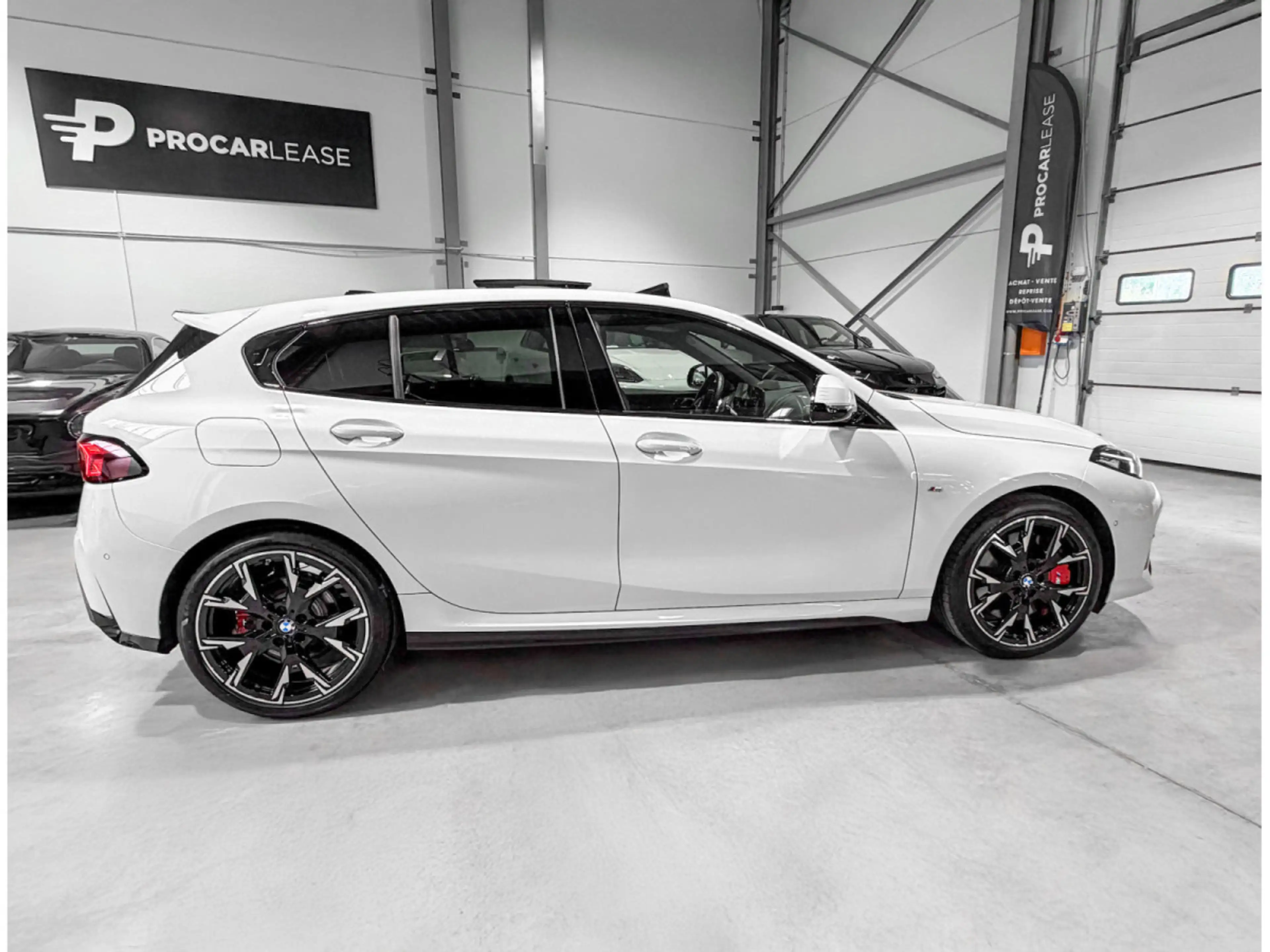BMW 120 120 i Limousine 120 M Sport/Mild Hybride — photo 9