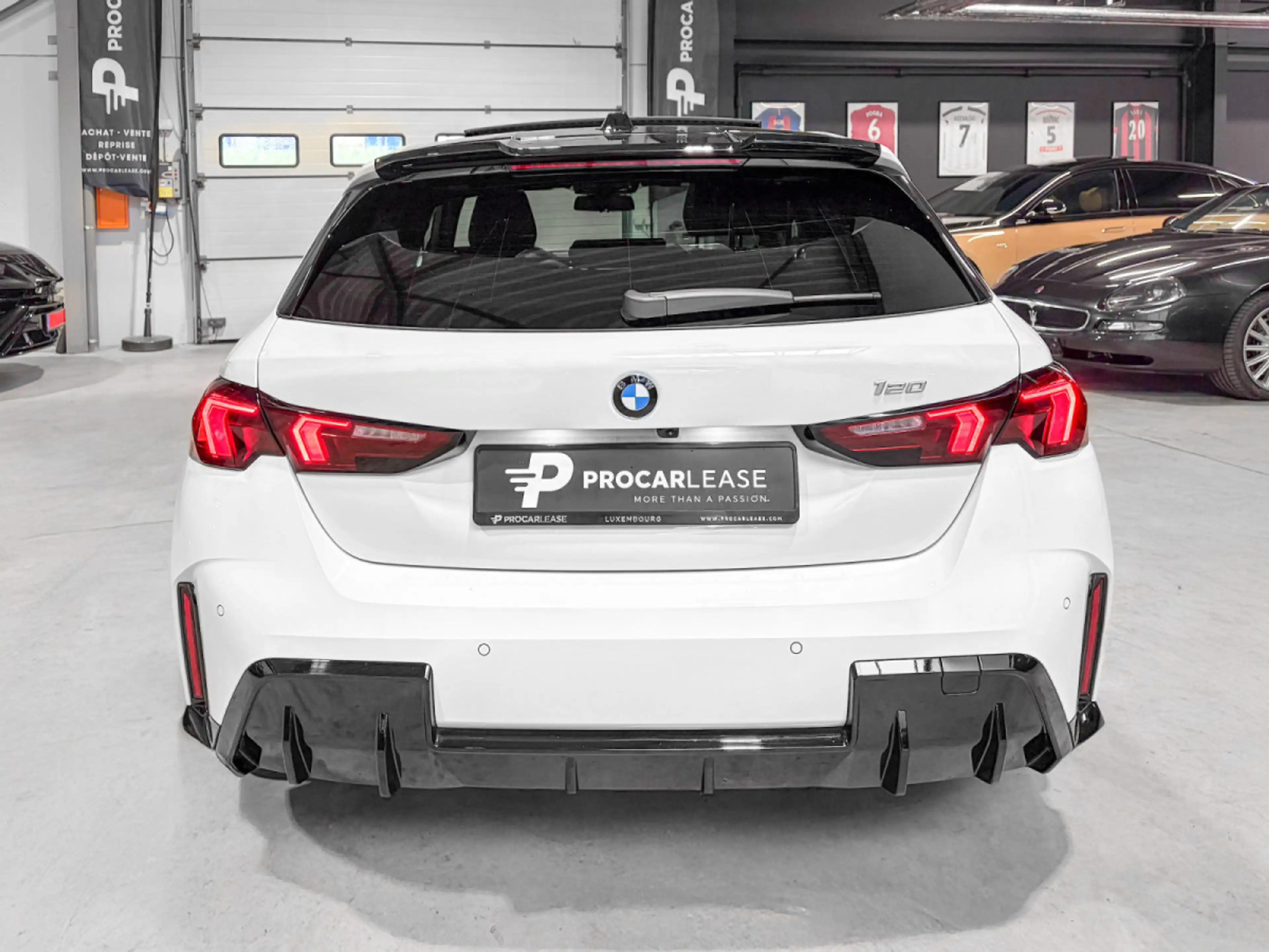 BMW 120 120 i Limousine 120 M Sport/Mild Hybride — photo 15