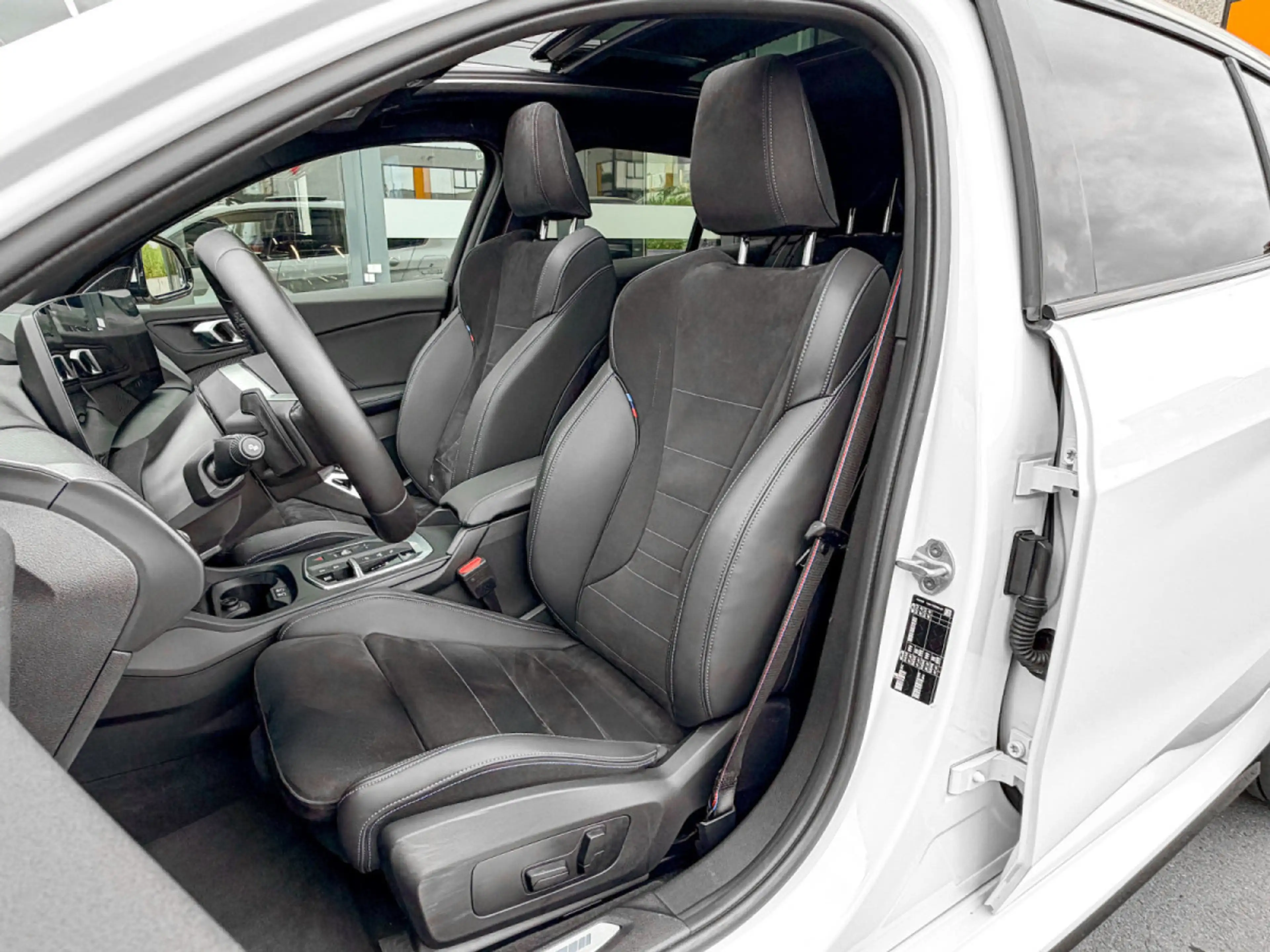 BMW 120 120 i Limousine 120 M Sport/Mild Hybride — photo 5