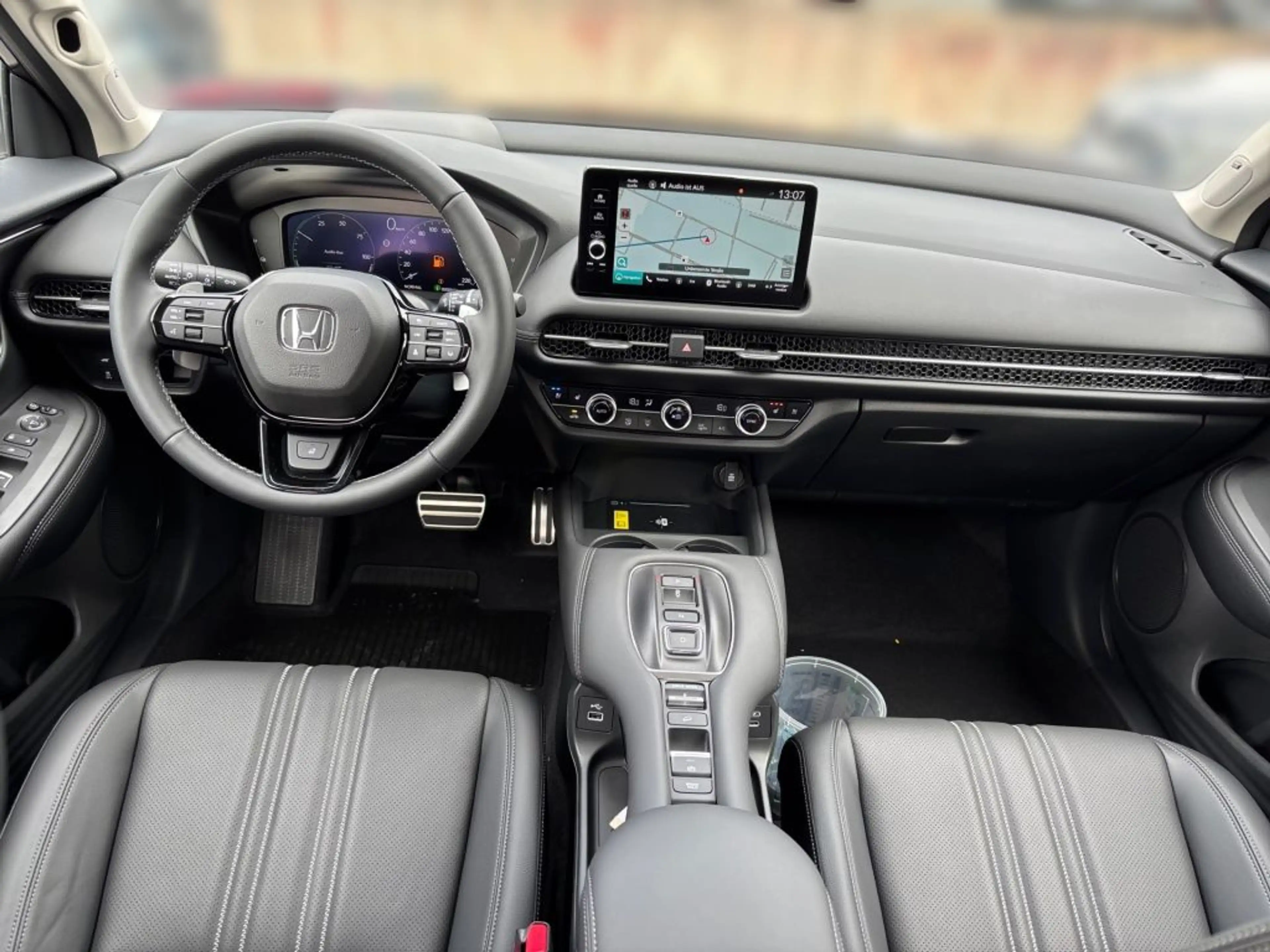 Honda ZR-V e:HEV 2.0 i-MMD Hybrid Advance — photo 11
