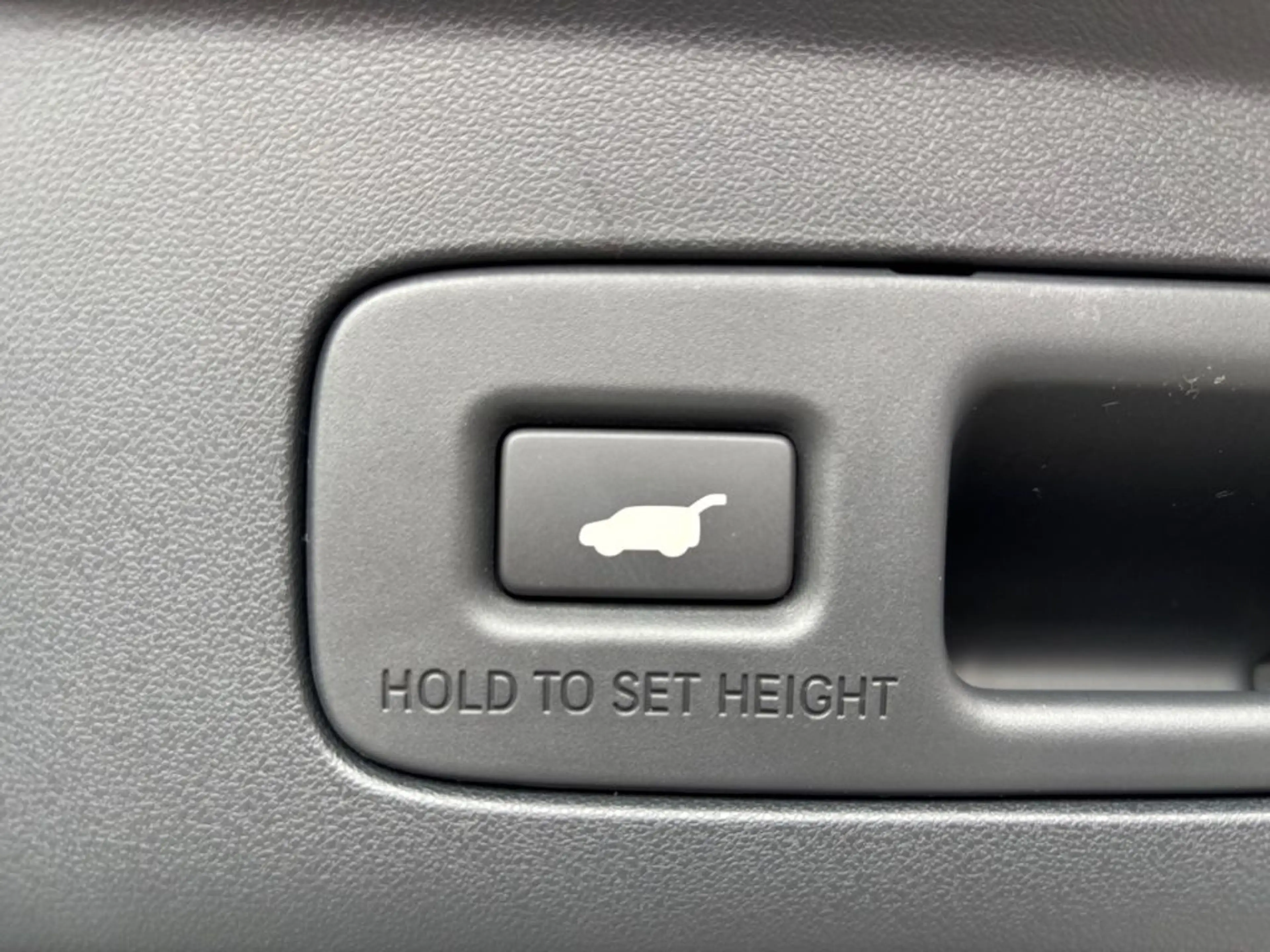Honda ZR-V e:HEV 2.0 i-MMD Hybrid Advance — photo 15