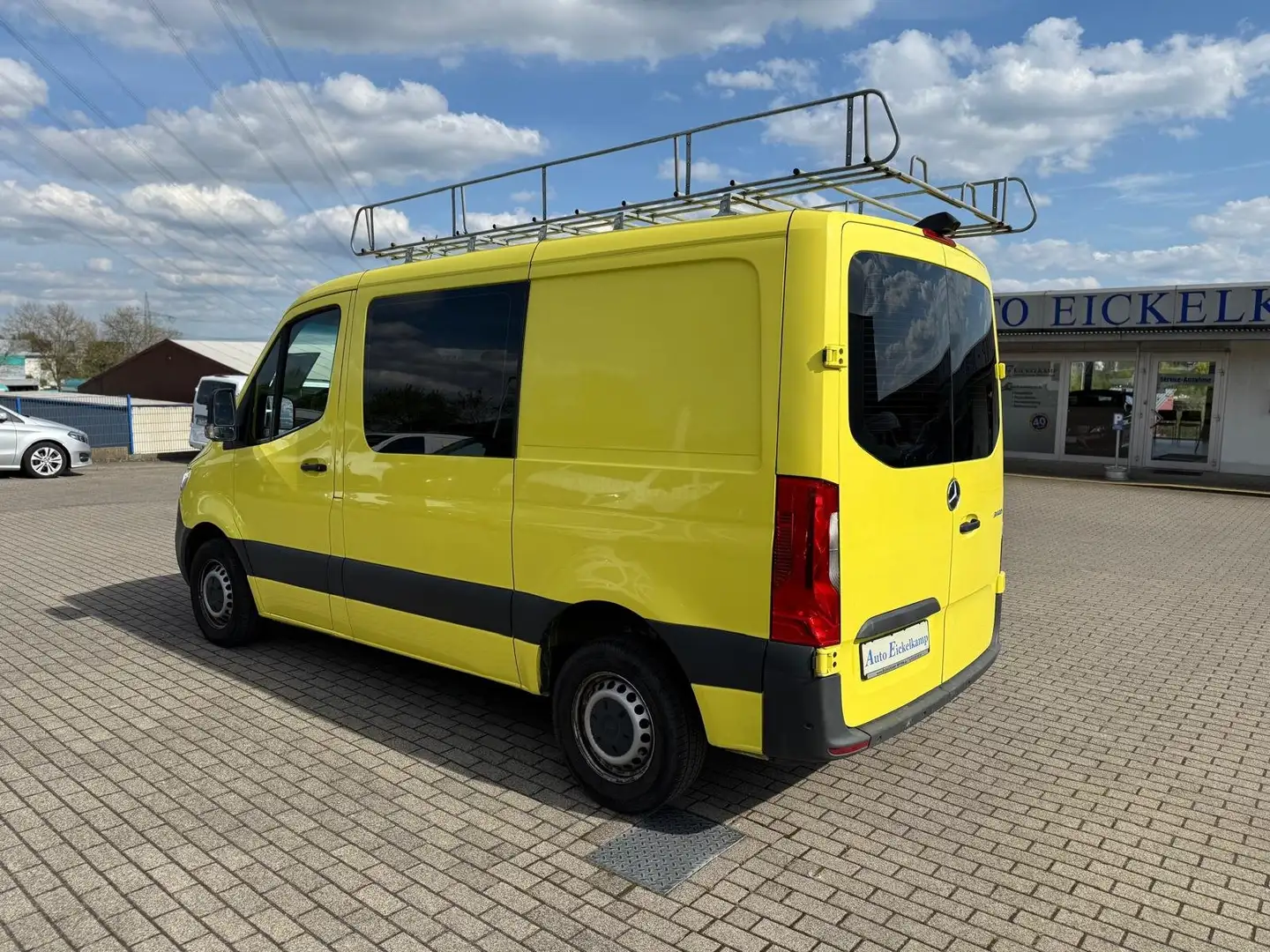 Mercedes-Benz Sprinter 314 CDI Kasten kompakt KLIMA RFK NAVI MBUX 3-SITZE Gelb - 2