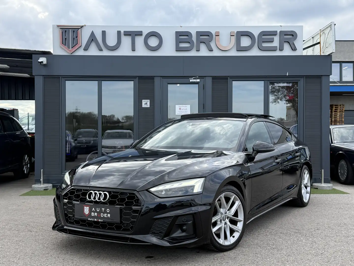 Audi A5 35 TDI S line Schwarz - 1