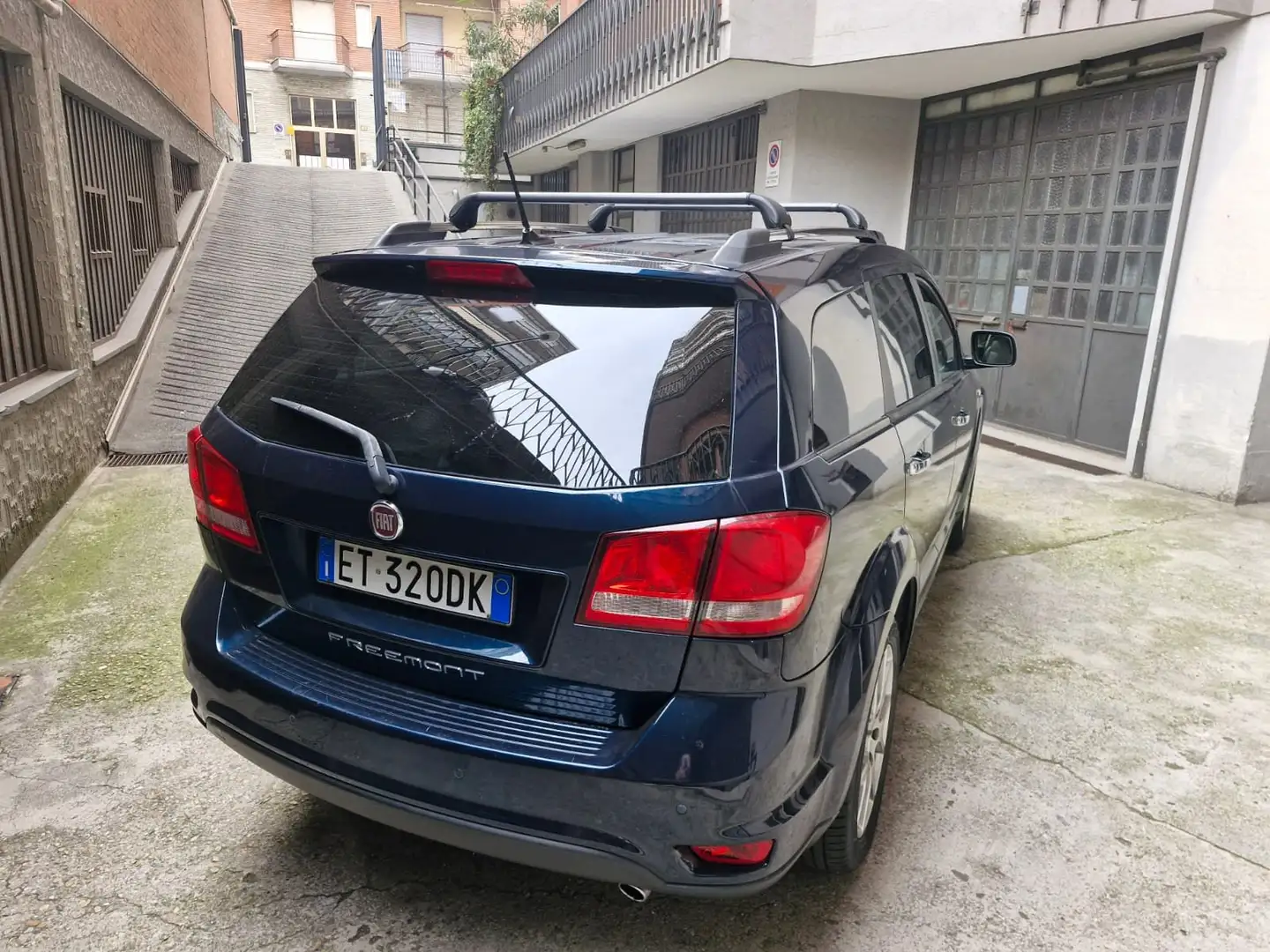 Fiat Freemont Freemont 2.0 mjt 16v Lounge 140cv - 99MILA KM Bleu - 2