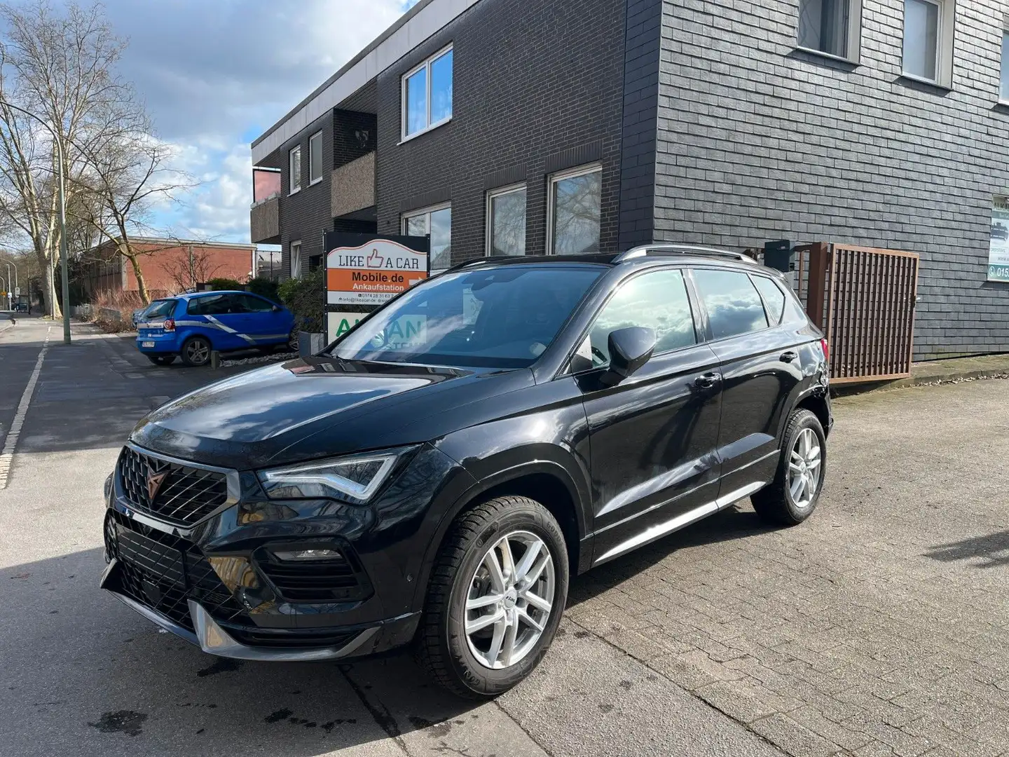 CUPRA Ateca 2.0 TSI 4Drive PANO LED 360° Schwarz - 1