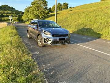 HEV 1.6 GDi Sense UVO DCT