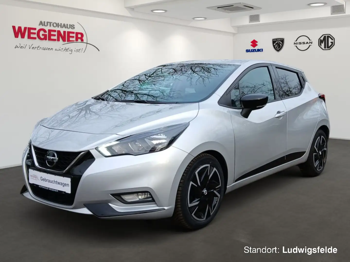 Nissan Micra MICRA N-DESIGN AT NAVI KAM SHZ TEMP Silber - 1