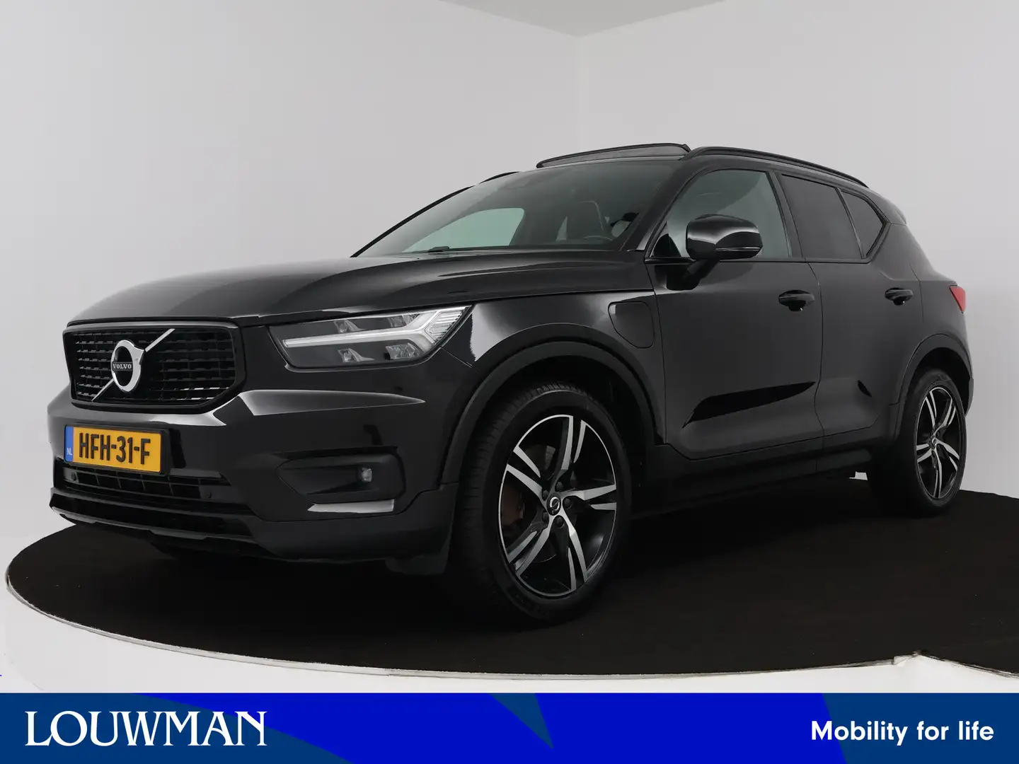 Volvo XC40 1.5 T5 Recharge R-Design | Apple Carplay / Android Zwart - 1