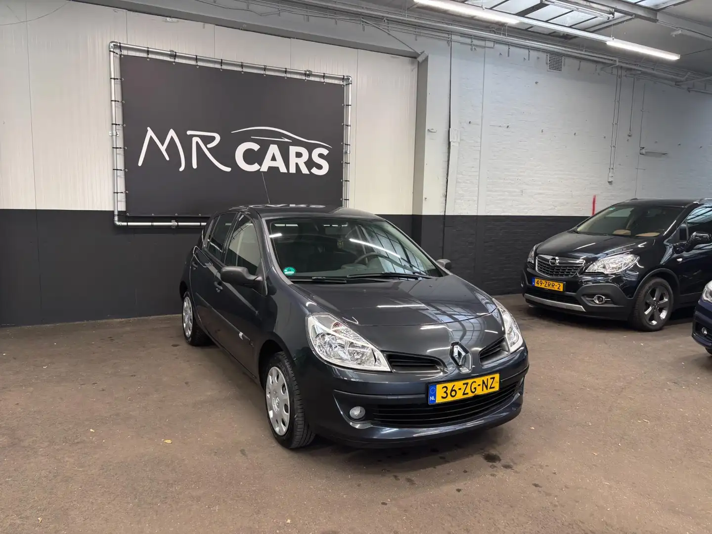 Renault Clio 1.2-16V Special Line airco 65000 km orgineel Grijs - 2
