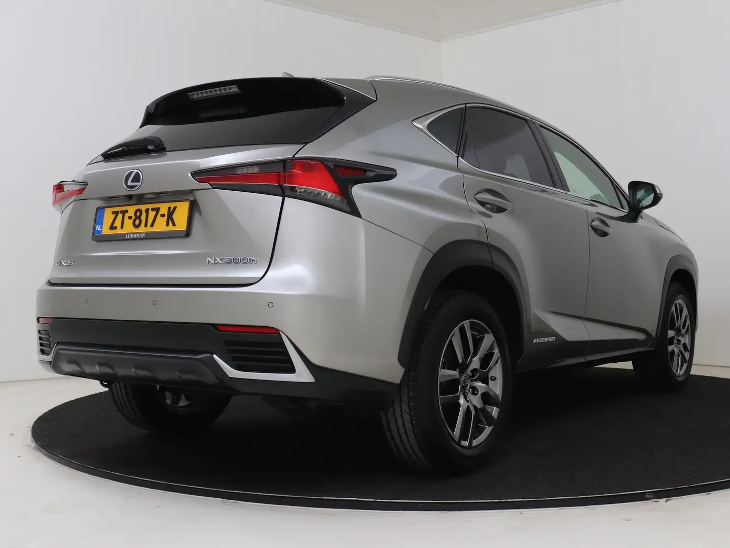 Lexus NX 300h AWD Luxury Line | Schuif-/ kanteldak electrisch | Gris - 2
