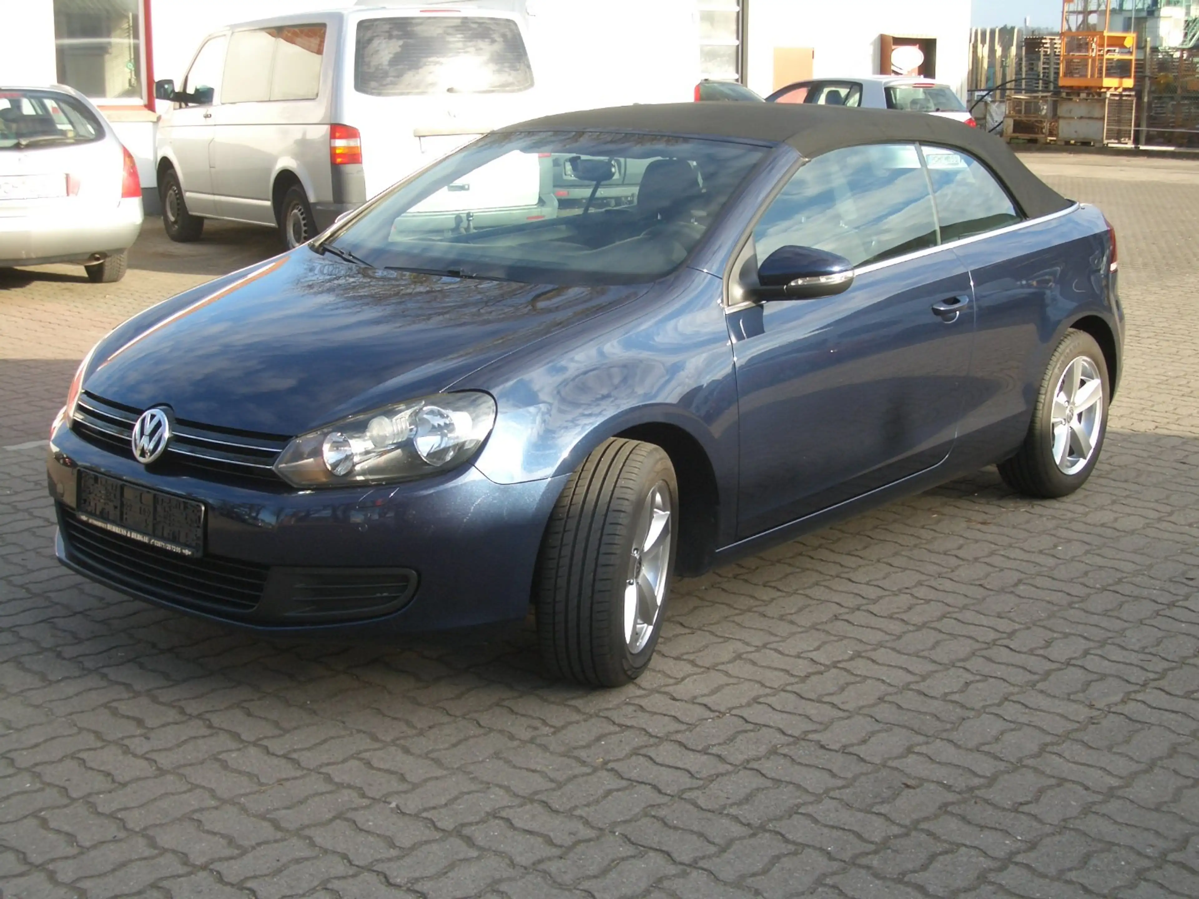 Volkswagen Golf Cabriolet 1,2TSI PDC Sitzheizung Alu Tempomat 2VB TÜV neu — photo 6