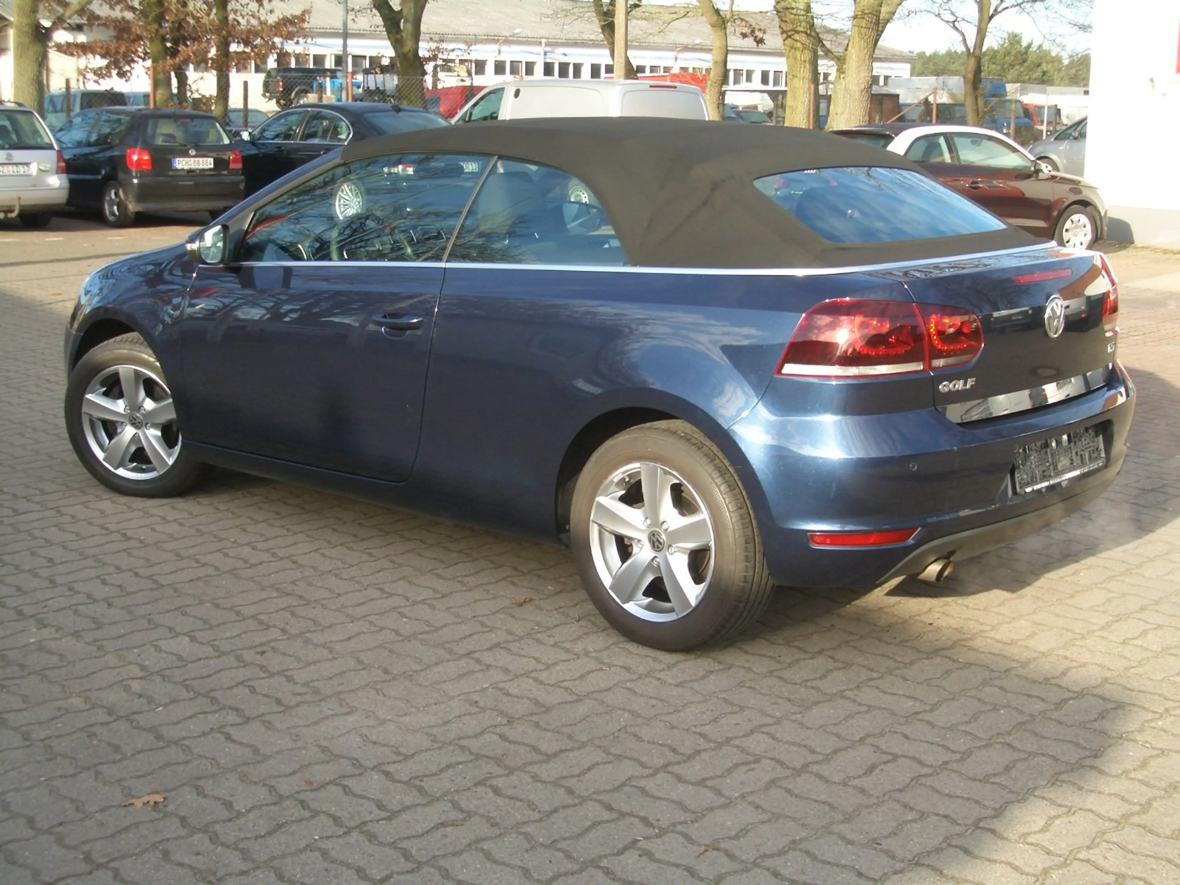 Volkswagen Golf Cabriolet 1,2TSI PDC Sitzheizung Alu Tempomat 2VB TÜV neu — photo 8