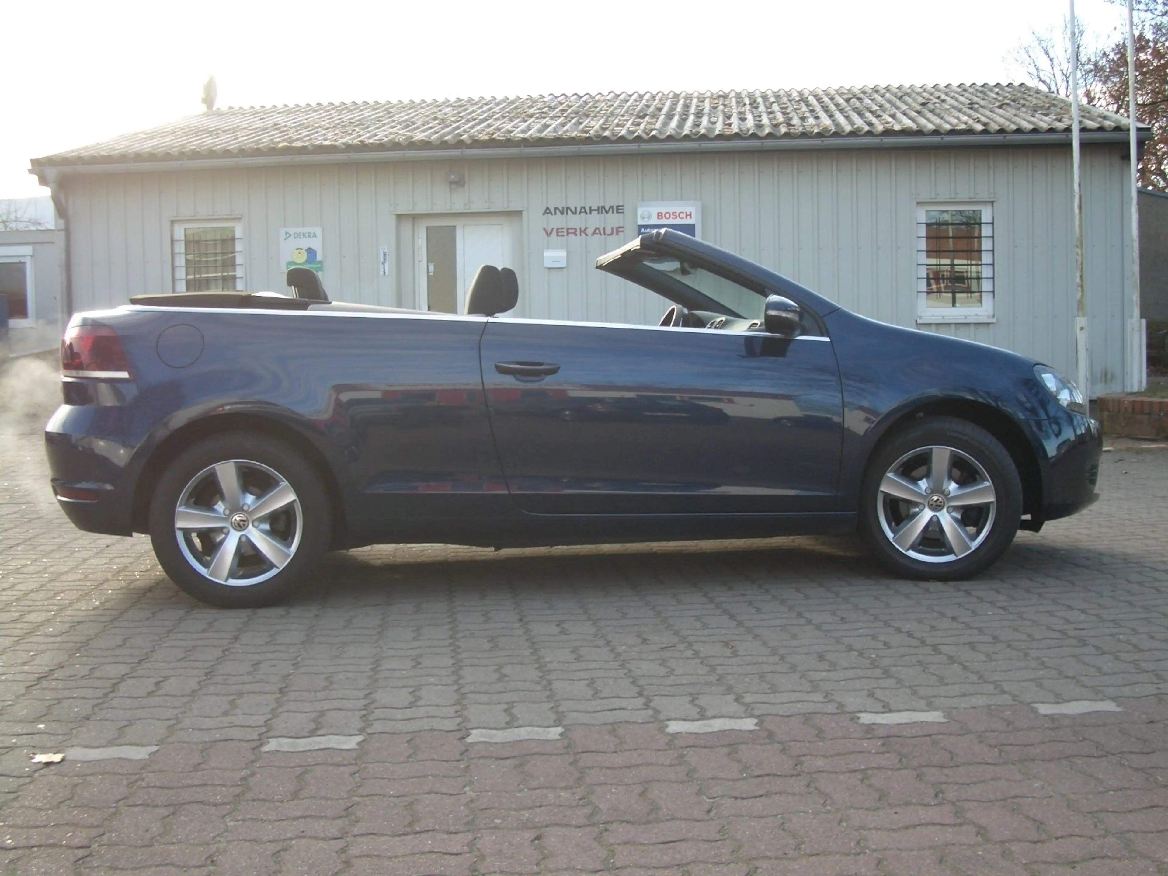 Volkswagen Golf Cabriolet 1,2TSI PDC Sitzheizung Alu Tempomat 2VB TÜV neu — photo 4