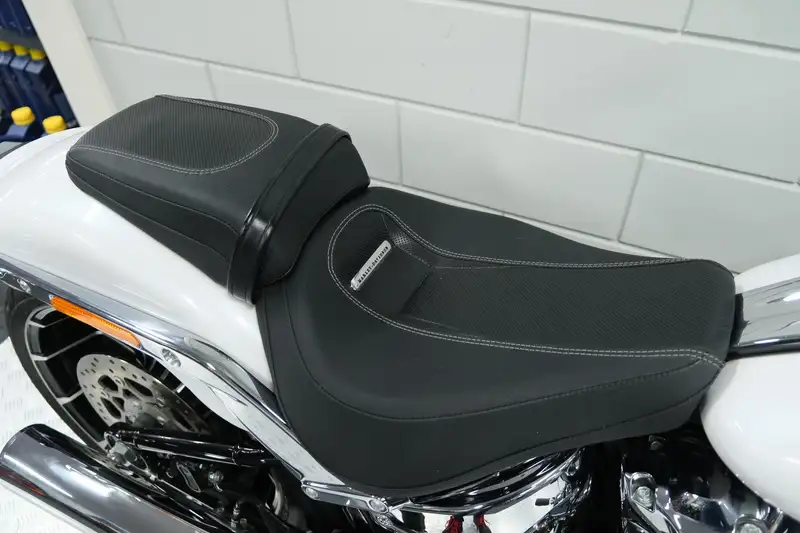 Harley-Davidson Breakout - foto 8