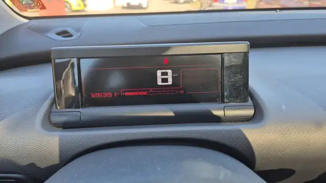 Citroen C4 Cactus view 12