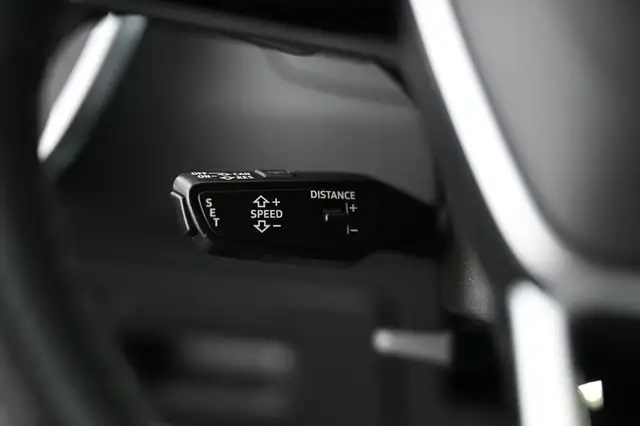 Audi A6 view 29
