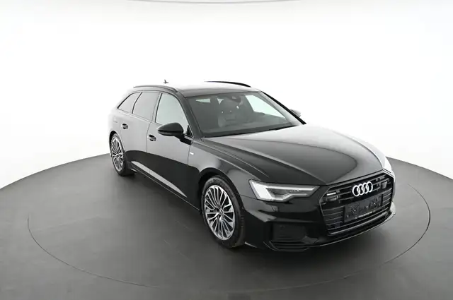 Audi A6 view 10