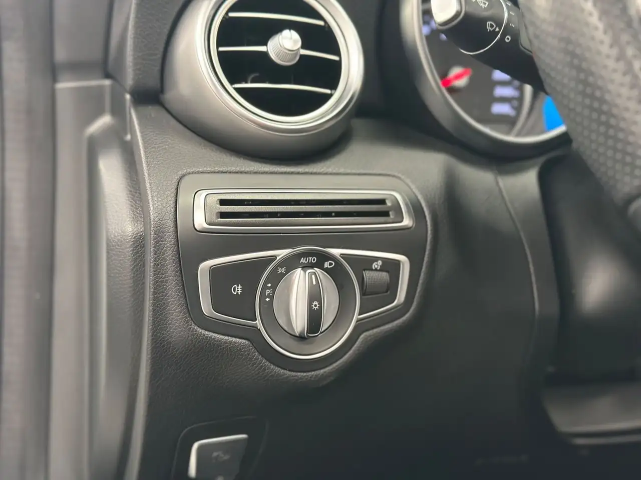 Mercedes-Benz C-Class AMG Sportpaket Airscarf Kamera, миниатюра 21