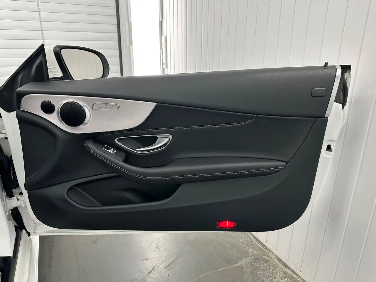 Mercedes-Benz C-Class AMG Sportpaket Airscarf Kamera, миниатюра 26