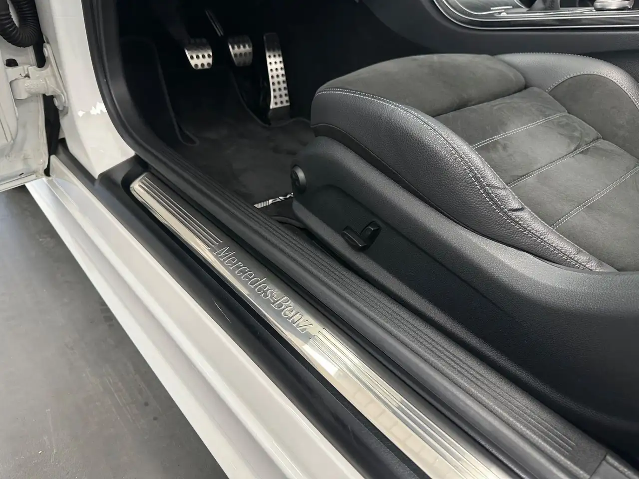 Mercedes-Benz C-Class AMG Sportpaket Airscarf Kamera, миниатюра 22