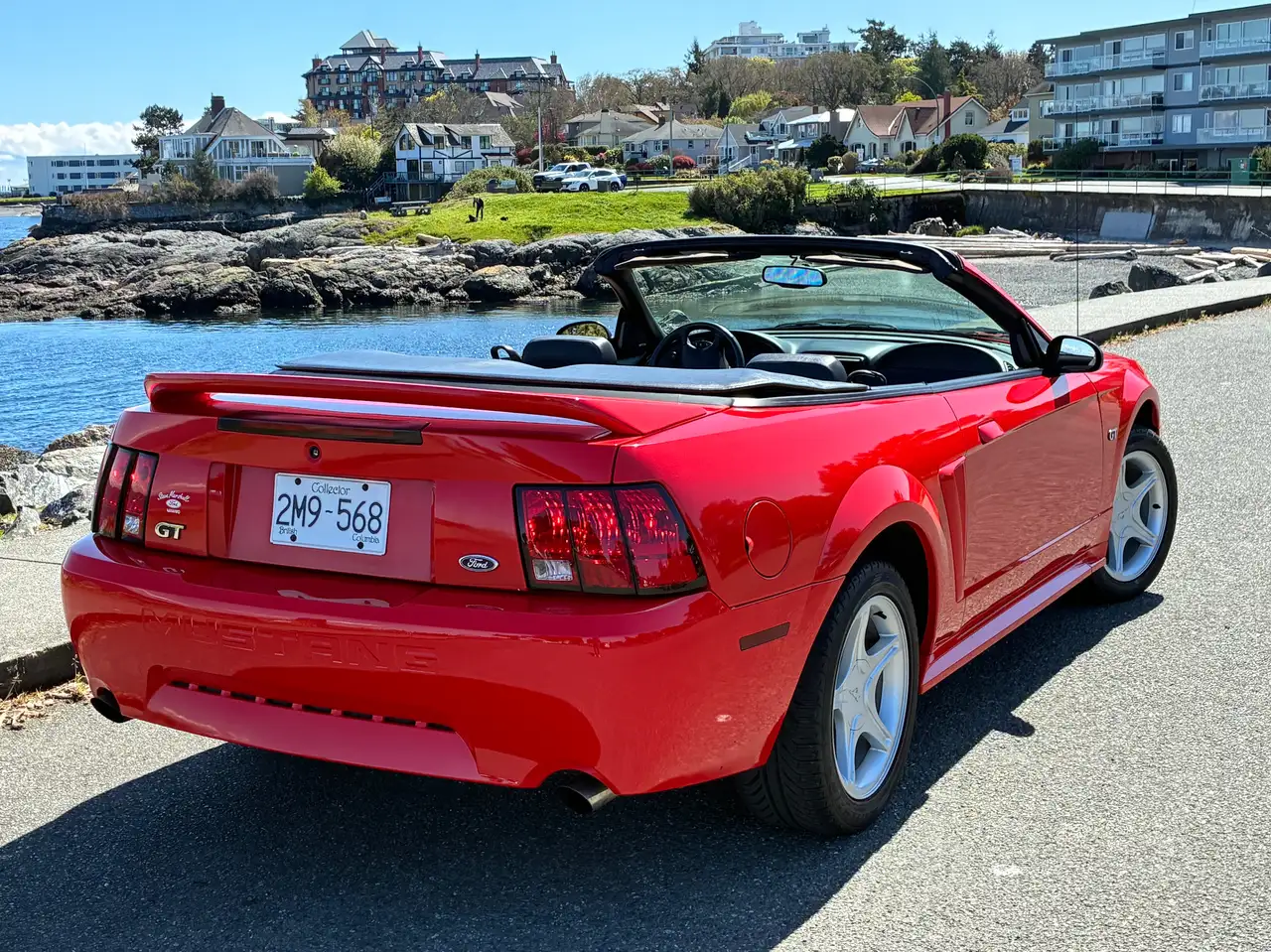 Ford Mustang снимка Ford Mustang