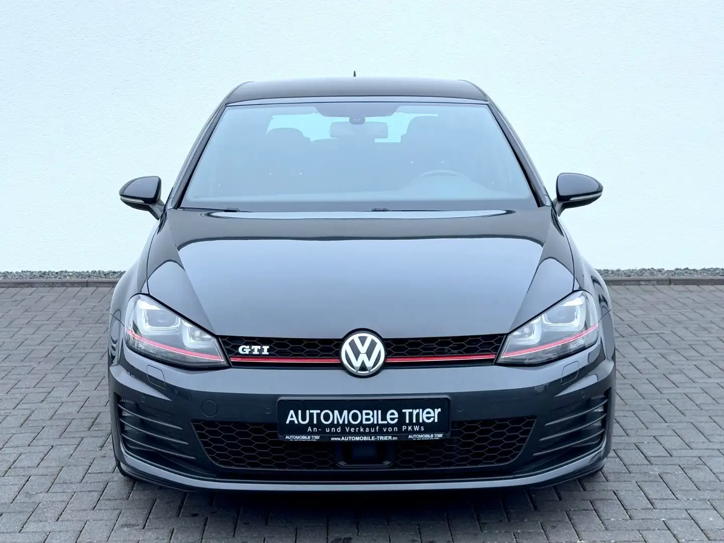 Volkswagen Golf 7 GTI 2.0 TSI DSG /NAVI/LED/ACC/CAM/1.HAND/ Šedá - 2