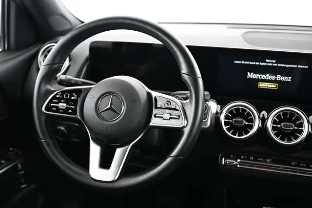 Mercedes-Benz GLB view 20