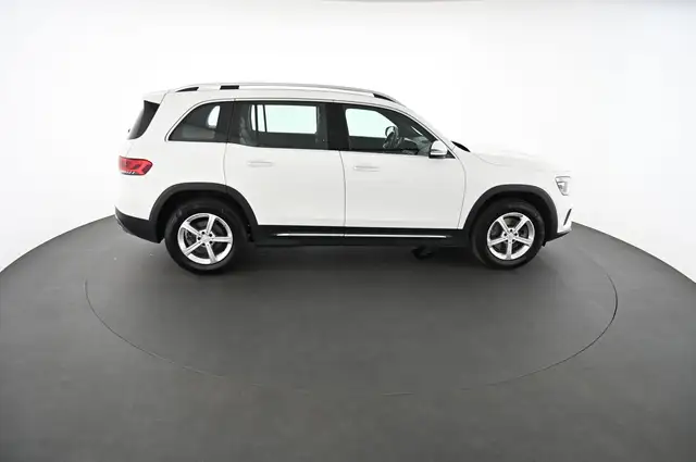 Mercedes-Benz GLB view 6