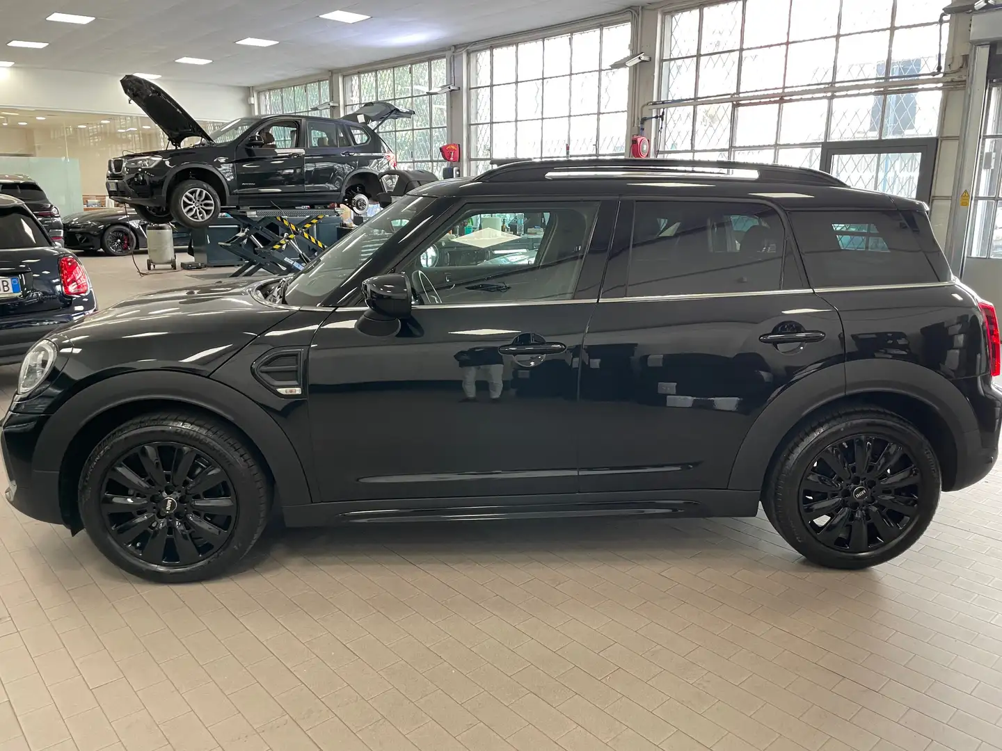 MINI Cooper Countryman Mini Countryman 1.5 Cooper Essential auto Noir - 2