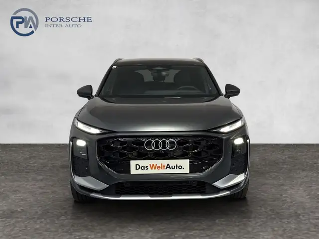 Audi Q3 view 2