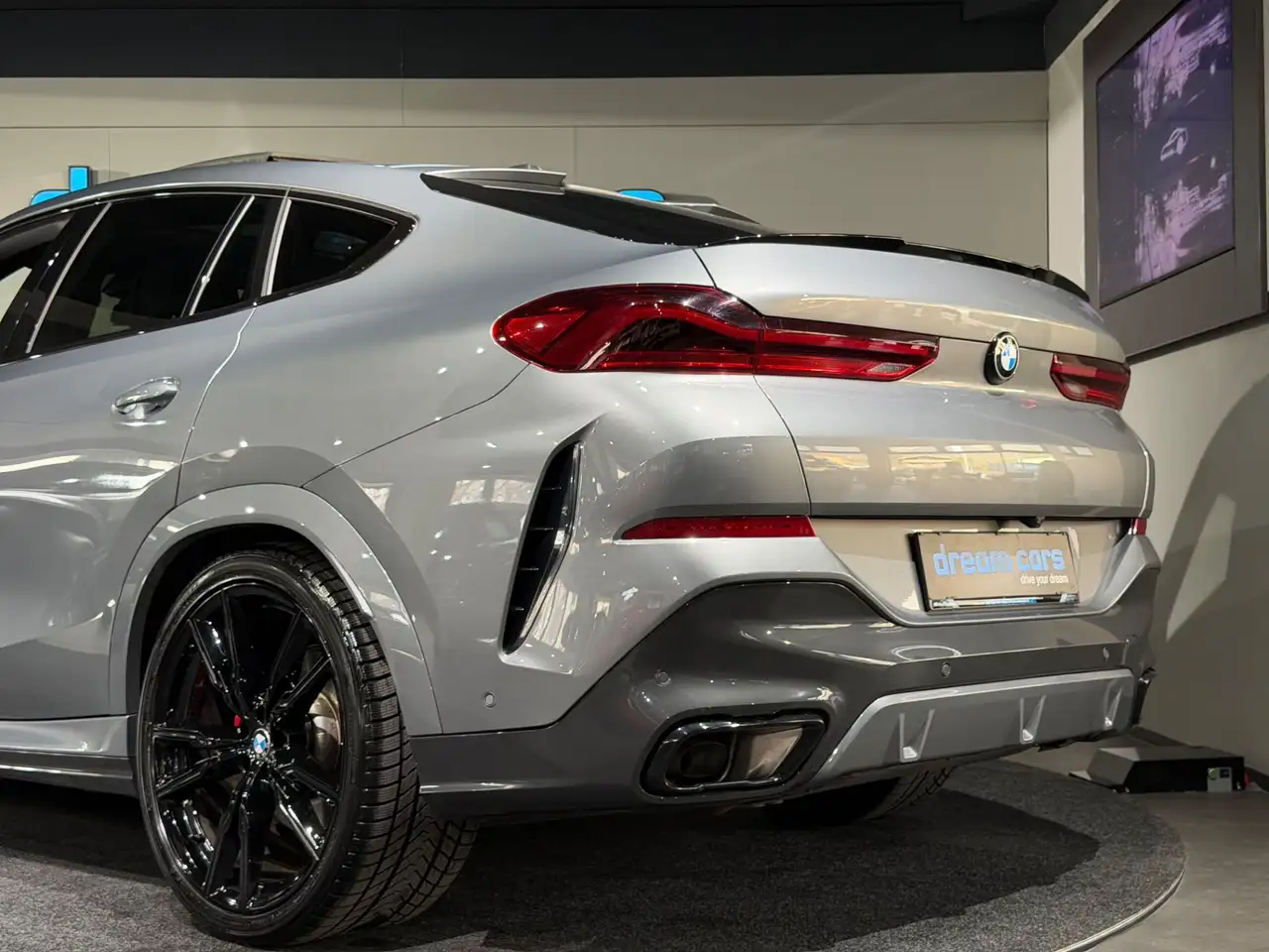 BMW X6 xDrive30d 48V Aut. / Facelift / M Paket / Pano Bild 6
