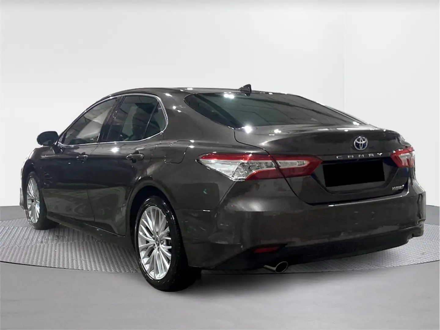 Toyota Camry 2.5 220H Luxury - 2
