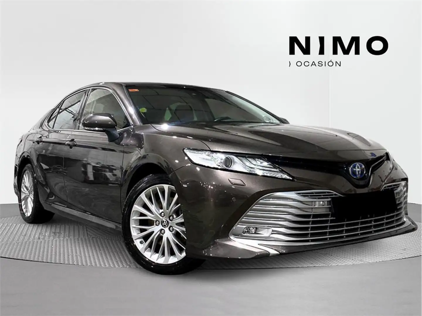 Toyota Camry 2.5 220H Luxury - 1