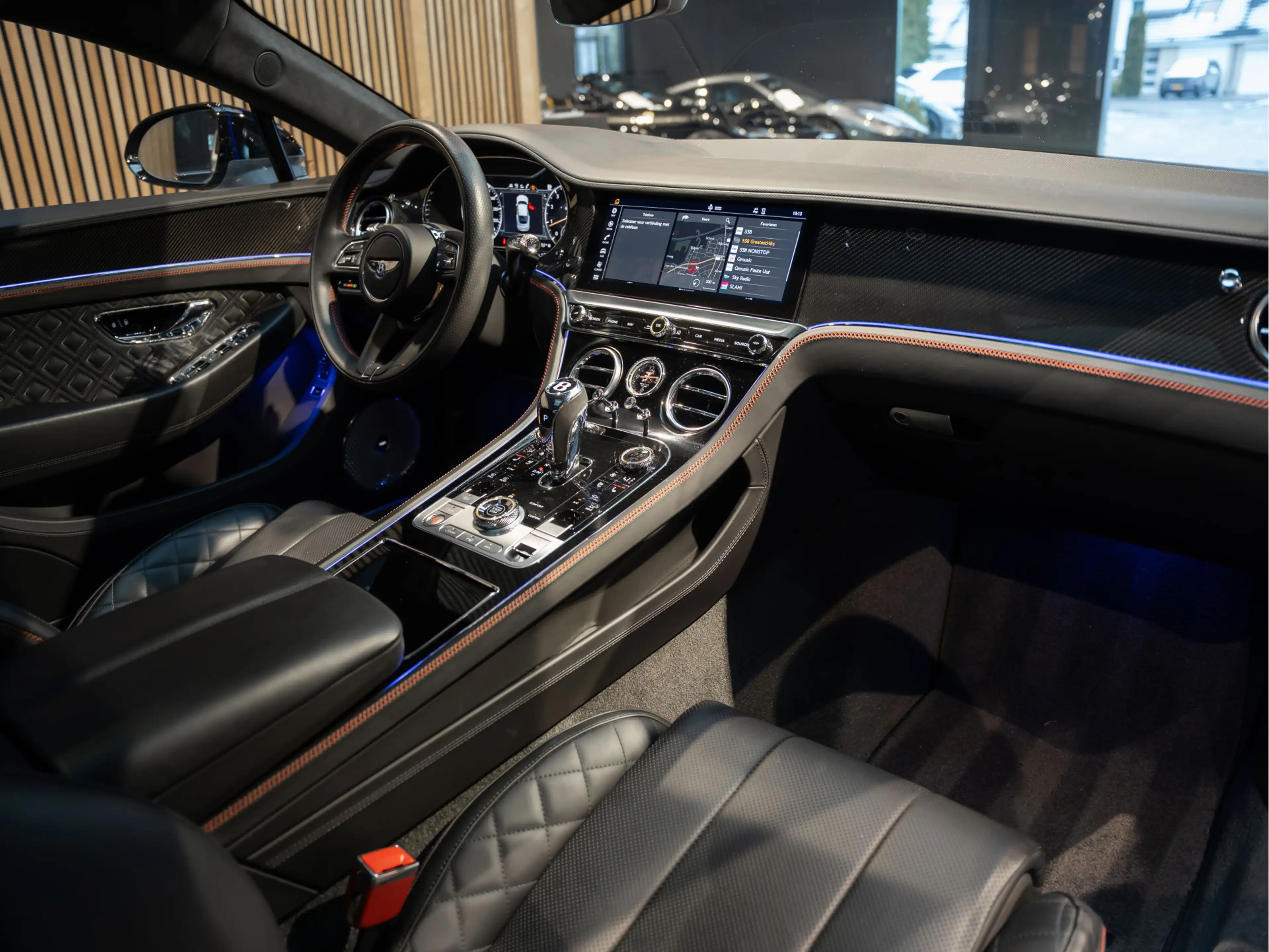 Bentley Continental GT V8 S Carbon Pakket 4.0 V8 S Naim Masssage — photo 8