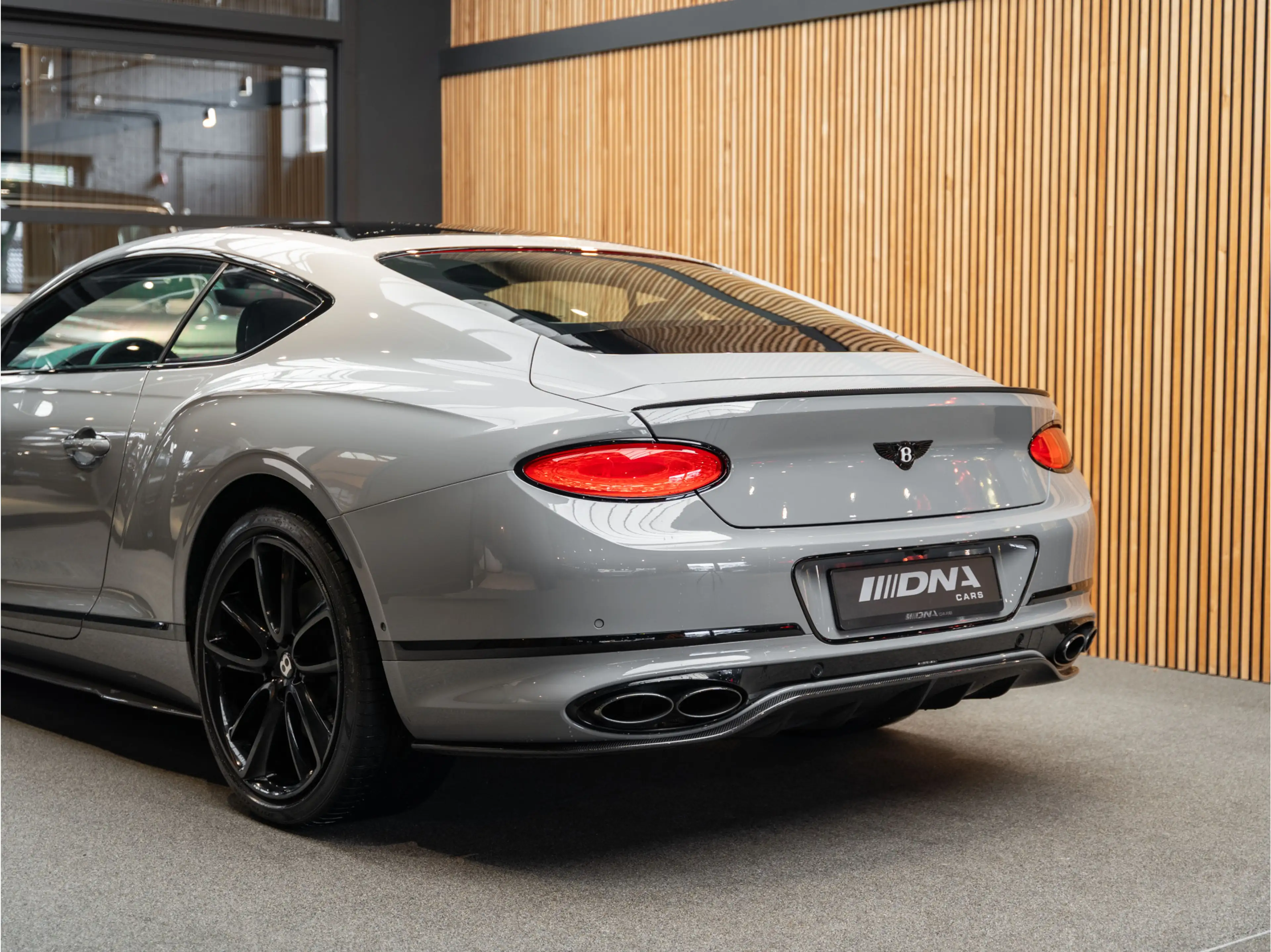 Bentley Continental GT V8 S Carbon Pakket 4.0 V8 S Naim Masssage — photo 12