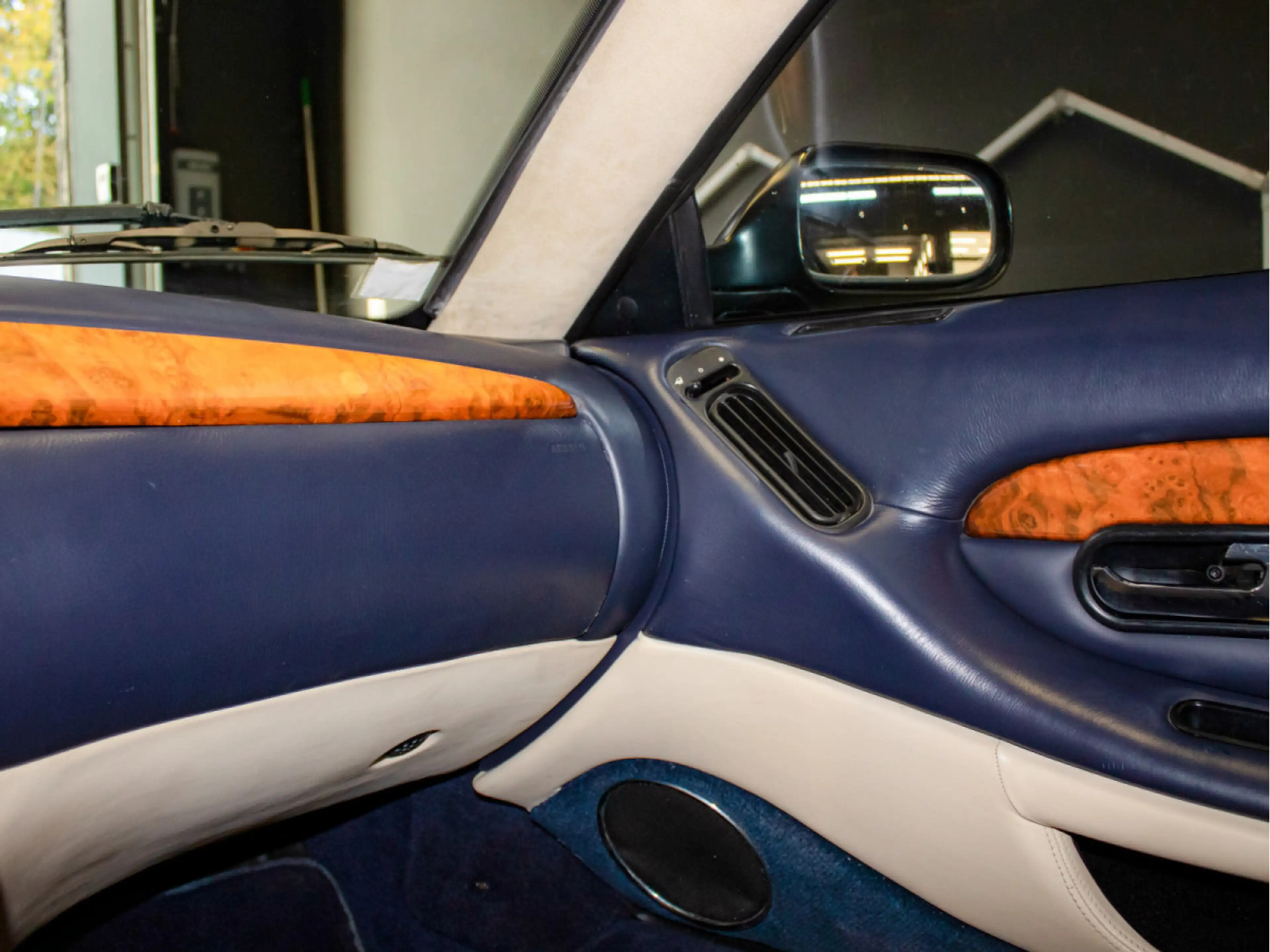 Aston Martin DB 7 Vantage Volante Vantage V12 6.0L 420CV AUTOMATIC — photo 13