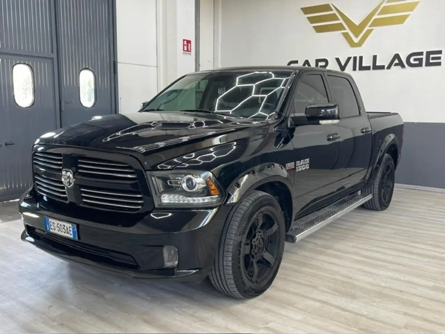 Dodge RAM Militem gpl Zwart - 2