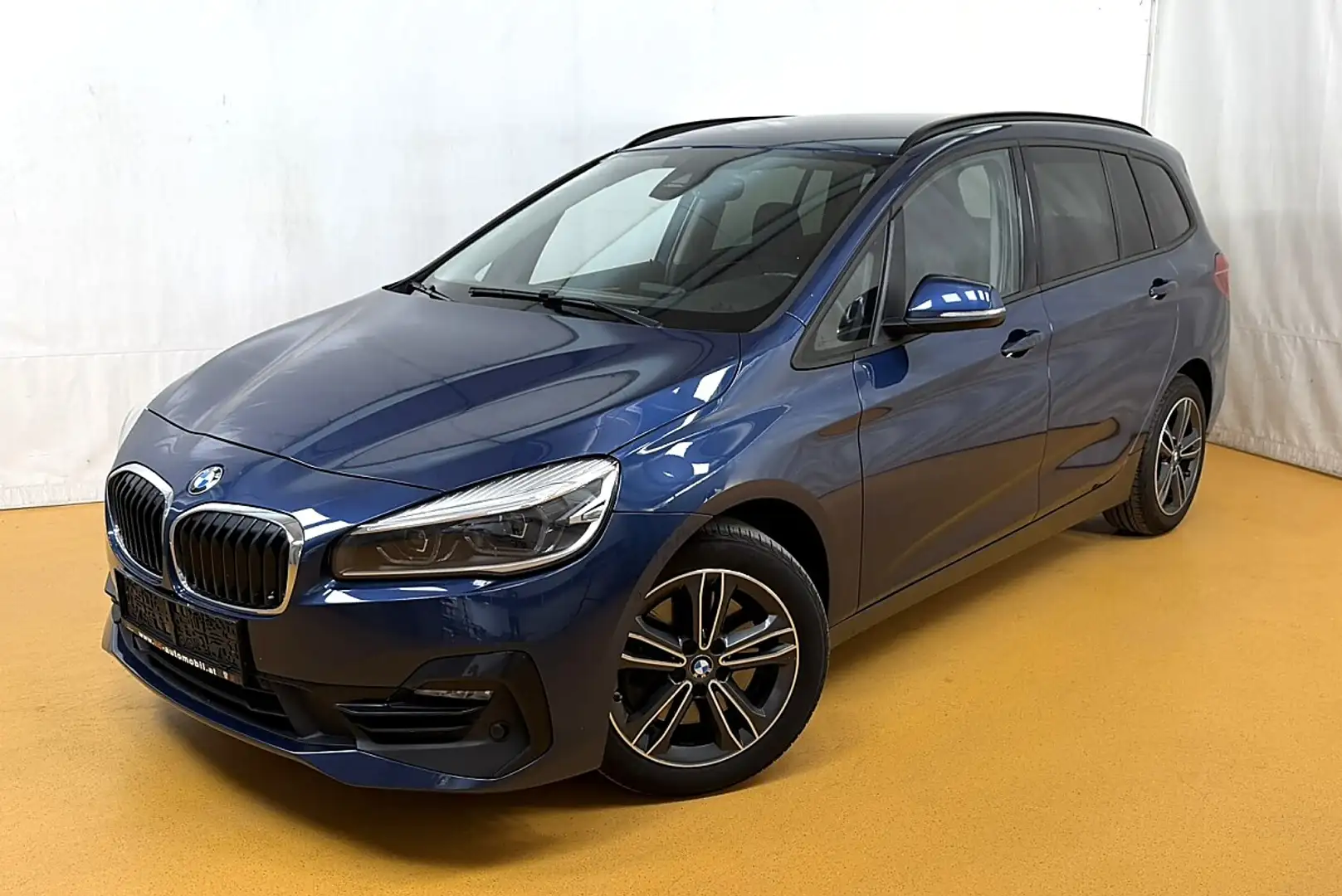 BMW 218 d Gran Tourer Sport Line Aut. Blau - 1