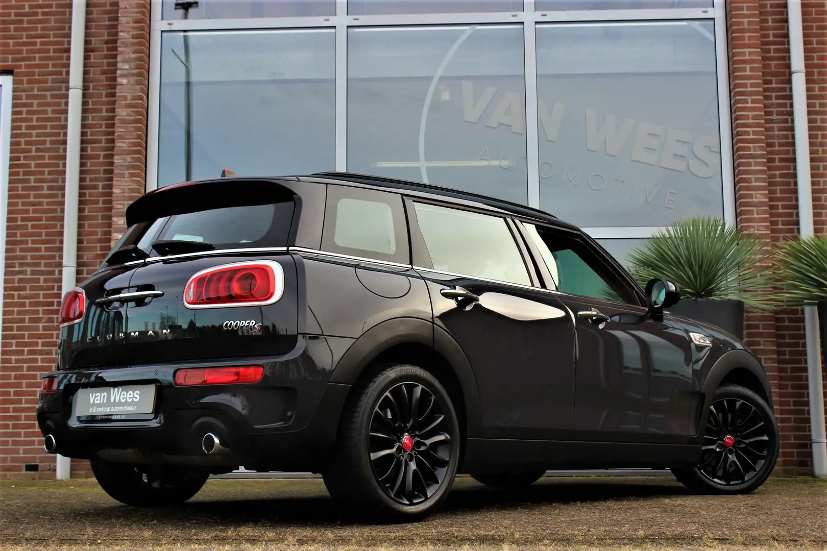 MINI Cooper S Clubman F54 2.0 Pepper Serious Business | Automaat | 194 p siva - 2