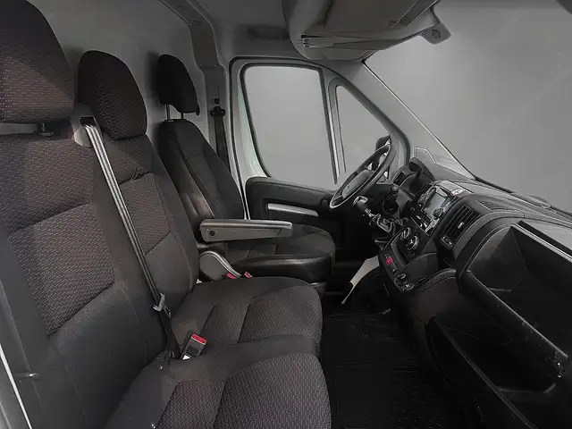 Peugeot Boxer view 8