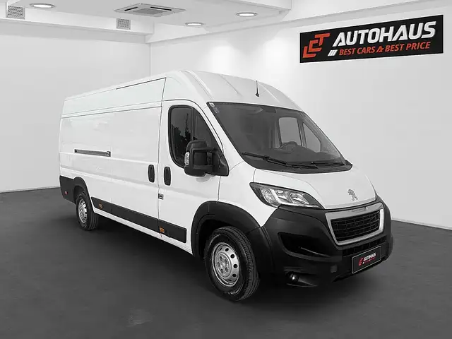 Peugeot Boxer view 4