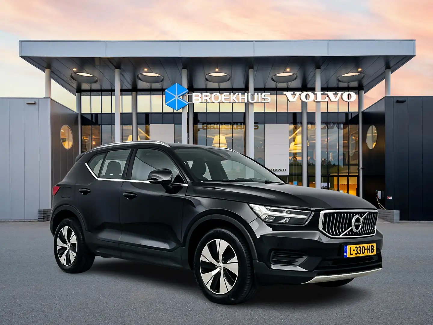 Volvo XC40 T4 Recharge Inscription Expression | 18" | Parkeer Zwart - 2