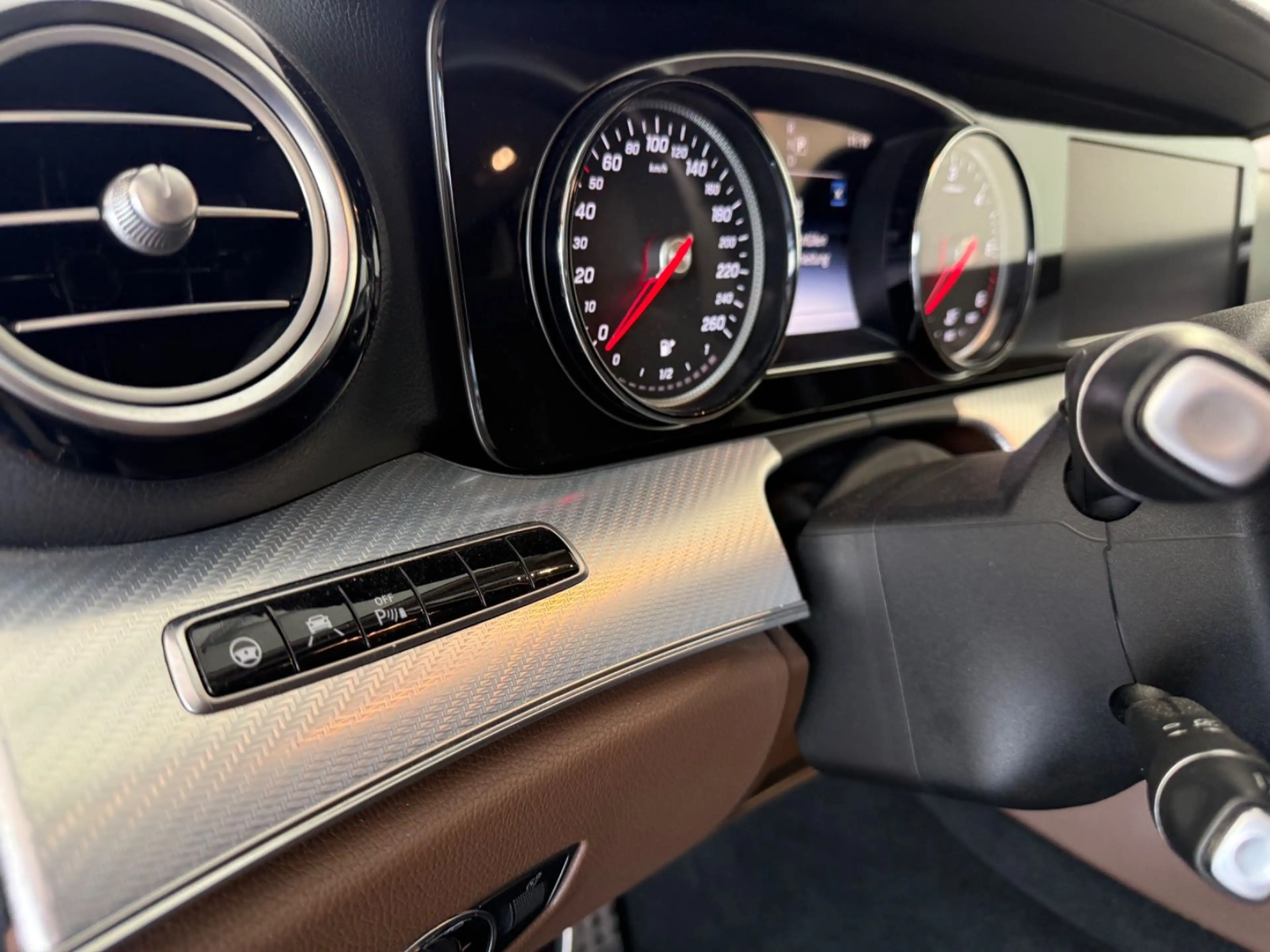Mercedes-Benz E 350 T d 4Matic All-Terrain*Standheiz.*4xSHZ* — photo 12