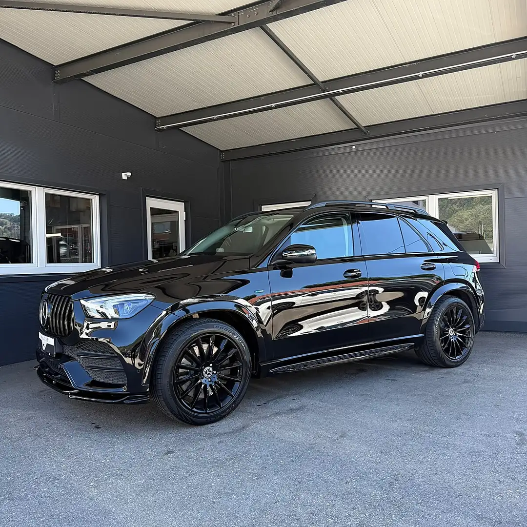 Mercedes-Benz GLE 350 de PHEV 4Matic Aut. AMG-Line Schwarz - 2
