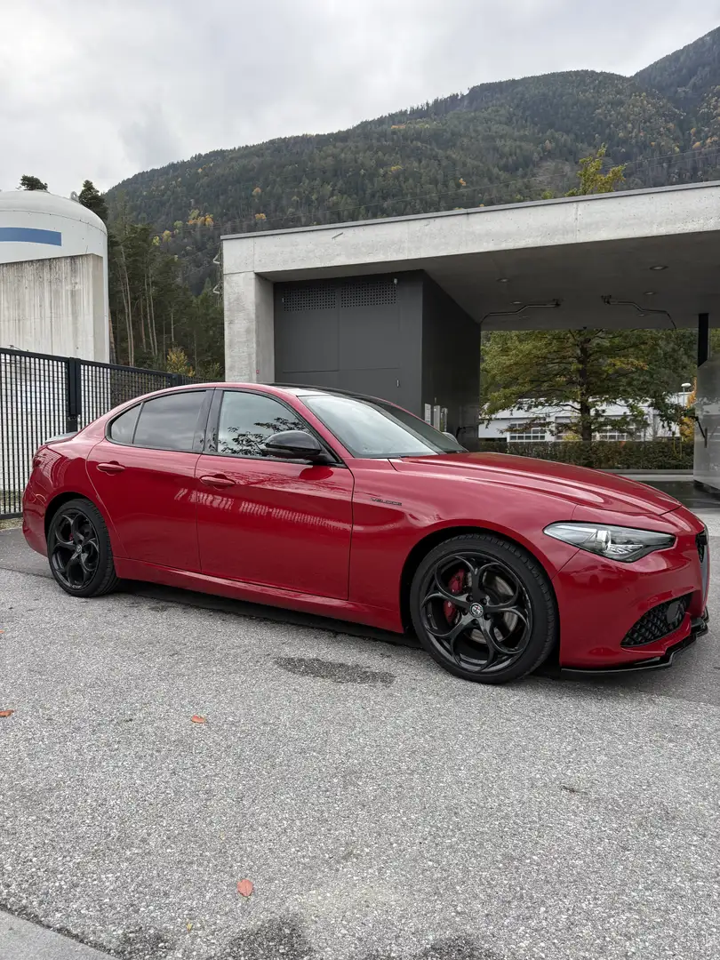 Alfa Romeo Giulia 2.0 Turbo 16V AT8-Q4 Veloce - 2
