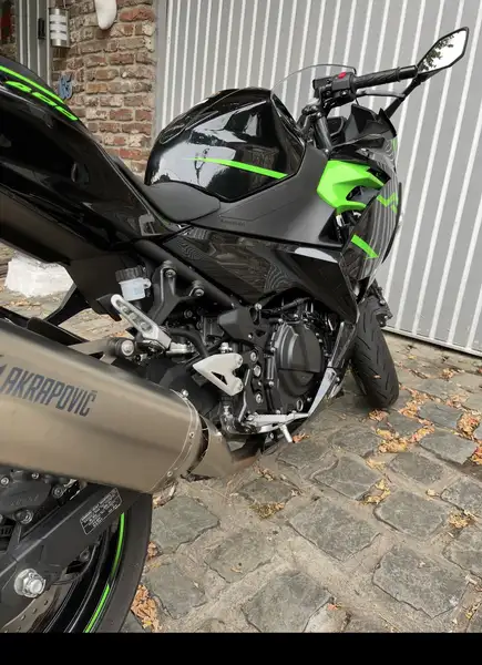 Kawasaki Ninja 400 - foto 3