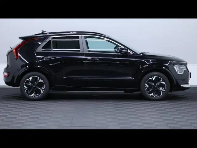 Kia Niro view 4