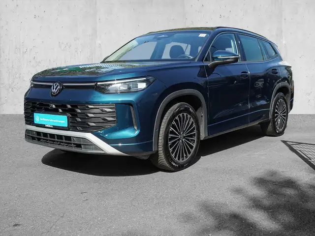 Volkswagen Tayron view 2
