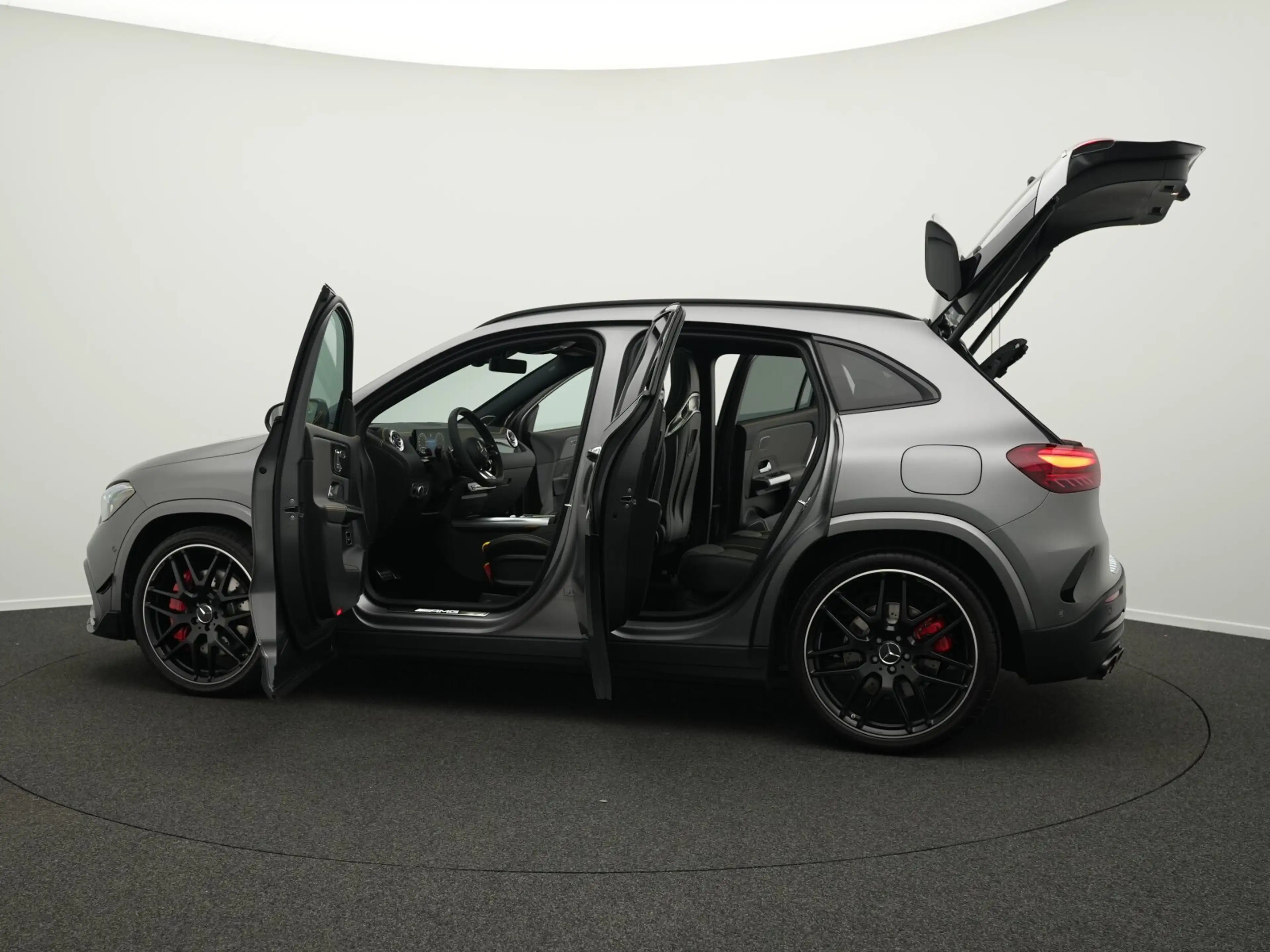 Mercedes-Benz GLA 45 AMG GLA 45 AMG S 4MATIC+ Multi+Pano+Night+Totw+Burm BC — photo 14